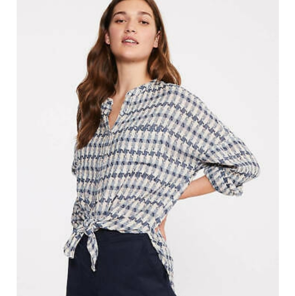 Lou & Grey Houndstooth Tie Front Shirt